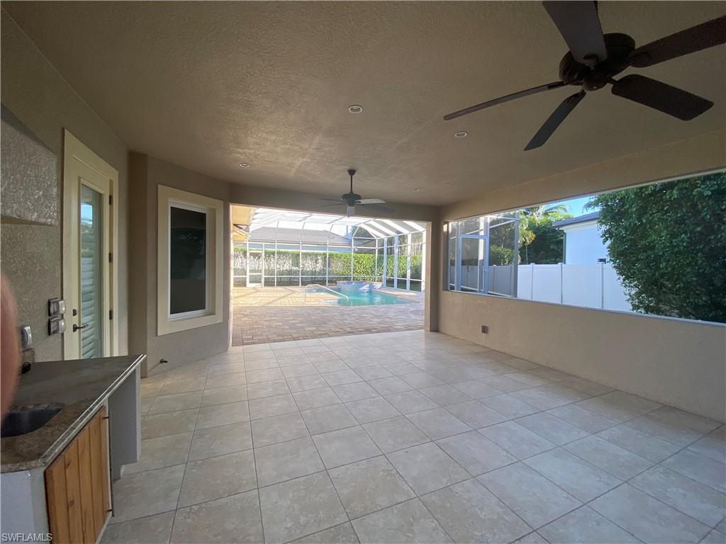 MOORINGS - Residential