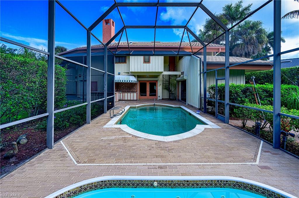 PELICAN BAY WOODS - Residential