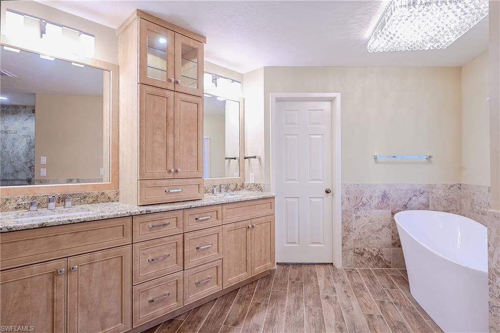 PELICAN BAY WOODS - Residential