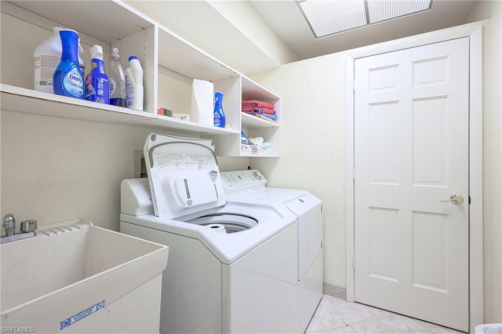 PELICAN BAY WOODS - Residential