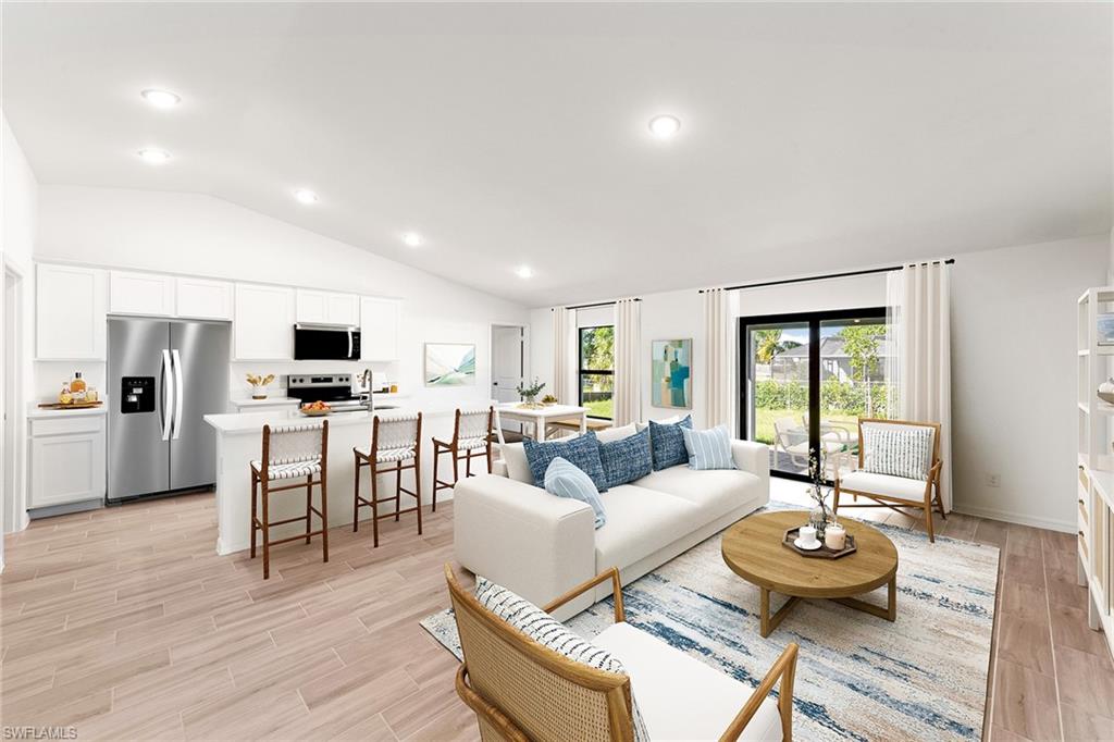 CAPE CORAL - Residential