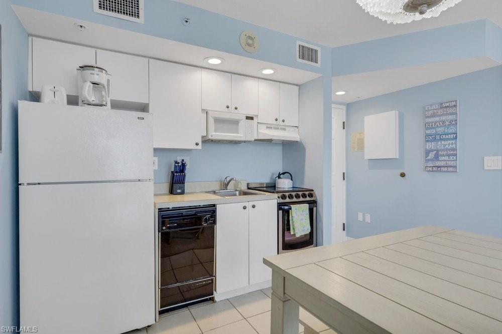 8771 Estero BLVD 906