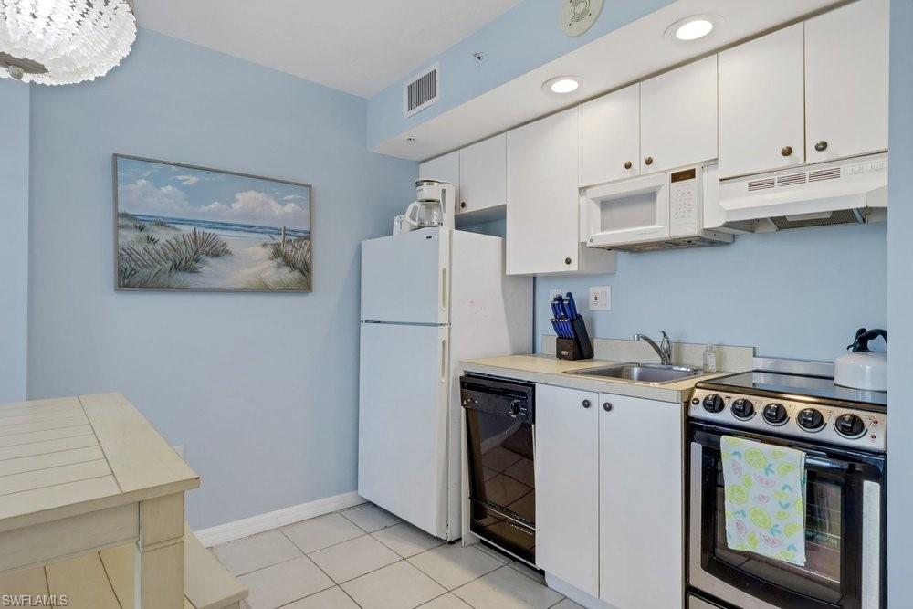 8771 Estero BLVD 906