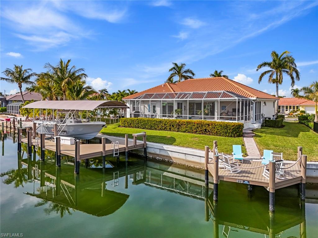 MARCO ISLAND - Residential