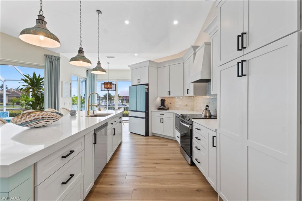 MARCO ISLAND - Residential