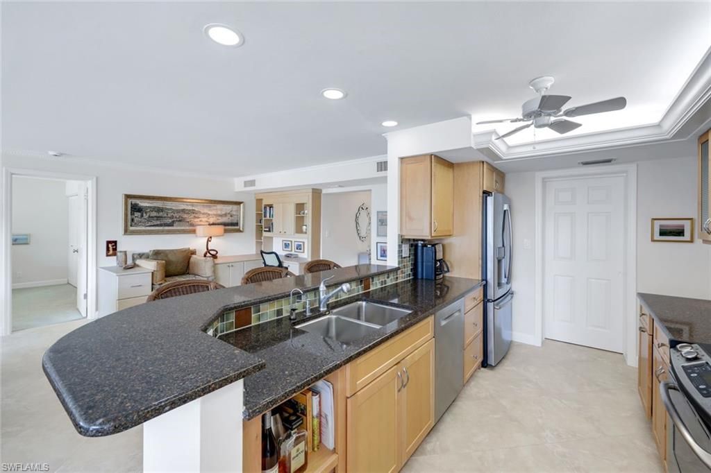 Photo of 3430 Gulf Shore BLVD N #2I, NAPLES, FL 34103 (MLS # 226011507)