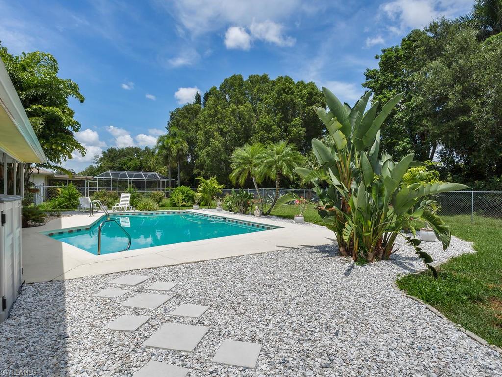 TANGLEWOOD - Residential