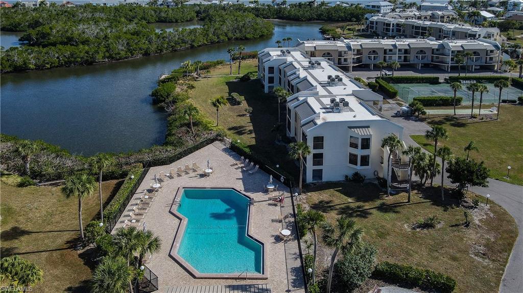 BAY VILLAGE CONDO - Residential