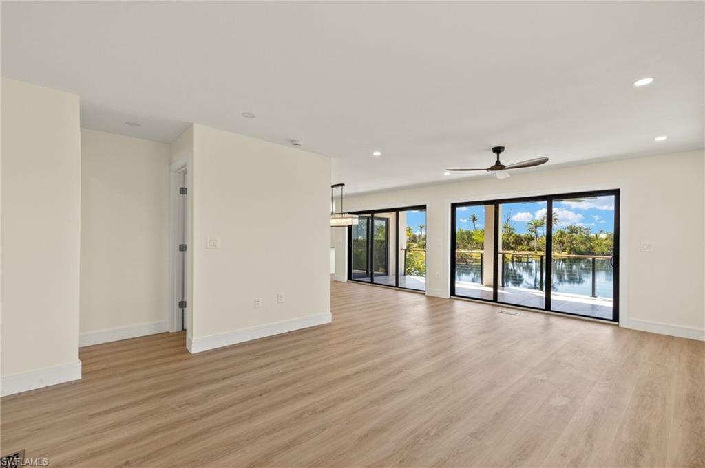 WEST ROCKS - Residential