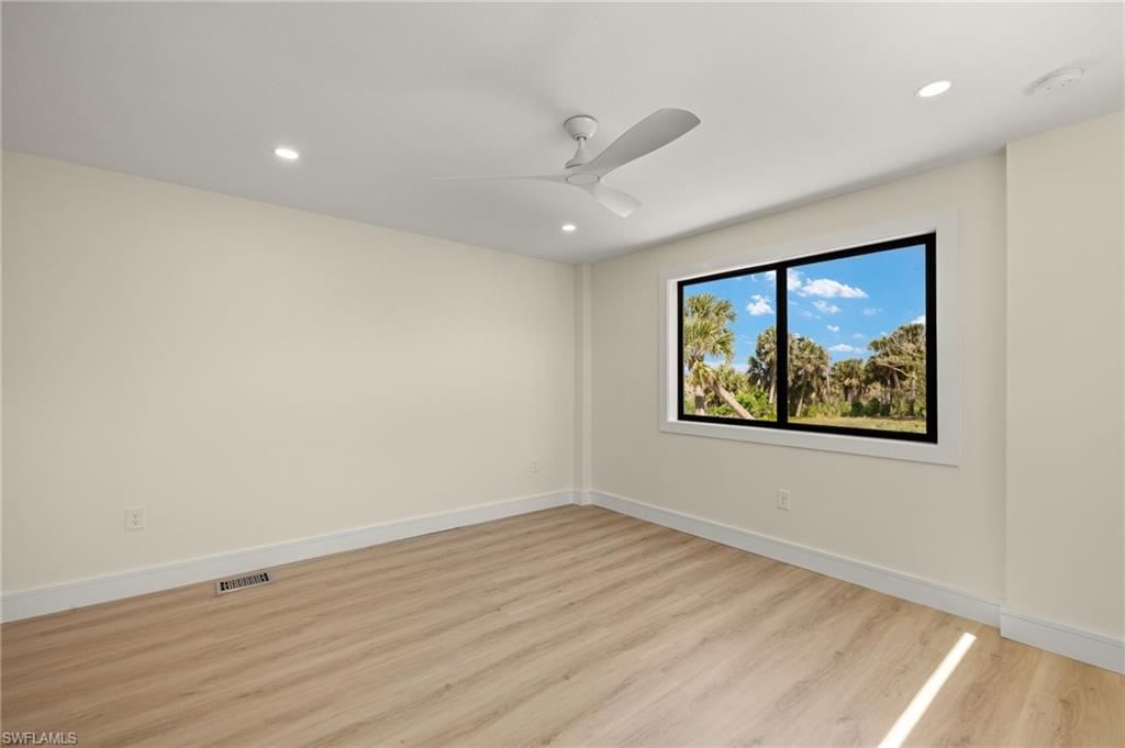 WEST ROCKS - Residential