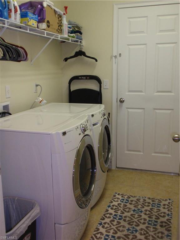 CALOOSA LAKES - Residential