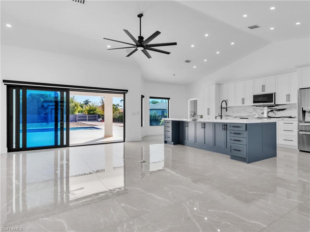 CAPE CORAL - Residential Lease