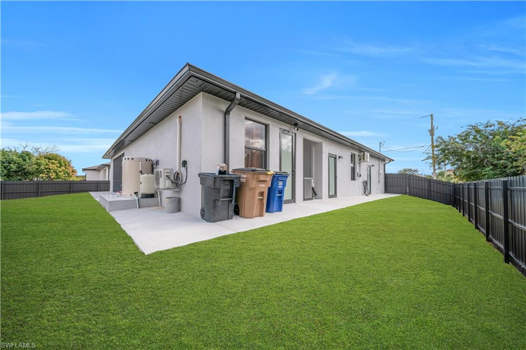 LEHIGH ACRES - Residential