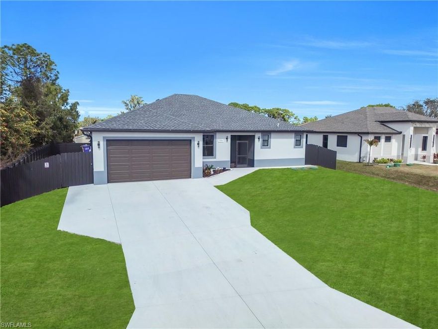 Spectacular property in a prime location with easy access to schools and shopping centers. This meticulously planned residence is more than a house; it’s the blueprint for your future. Don’t miss the opportunity to envision your life in this stunning, modern design gem in Lehigh Acres!