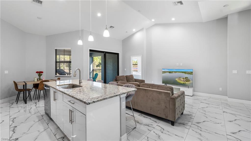 GOLDEN GATE ESTATES - Residential