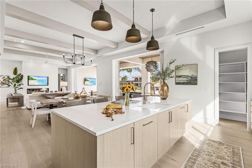 MARCO ISLAND - Residential