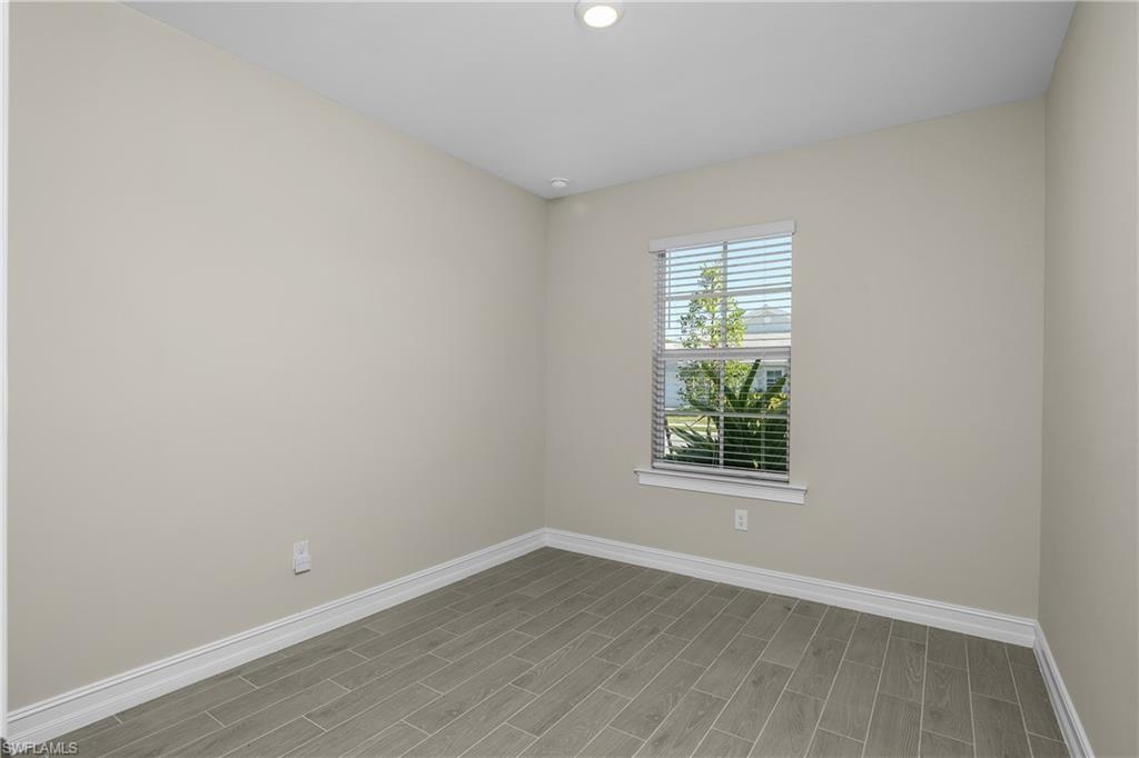 MILAN VILLAS - Residential Lease