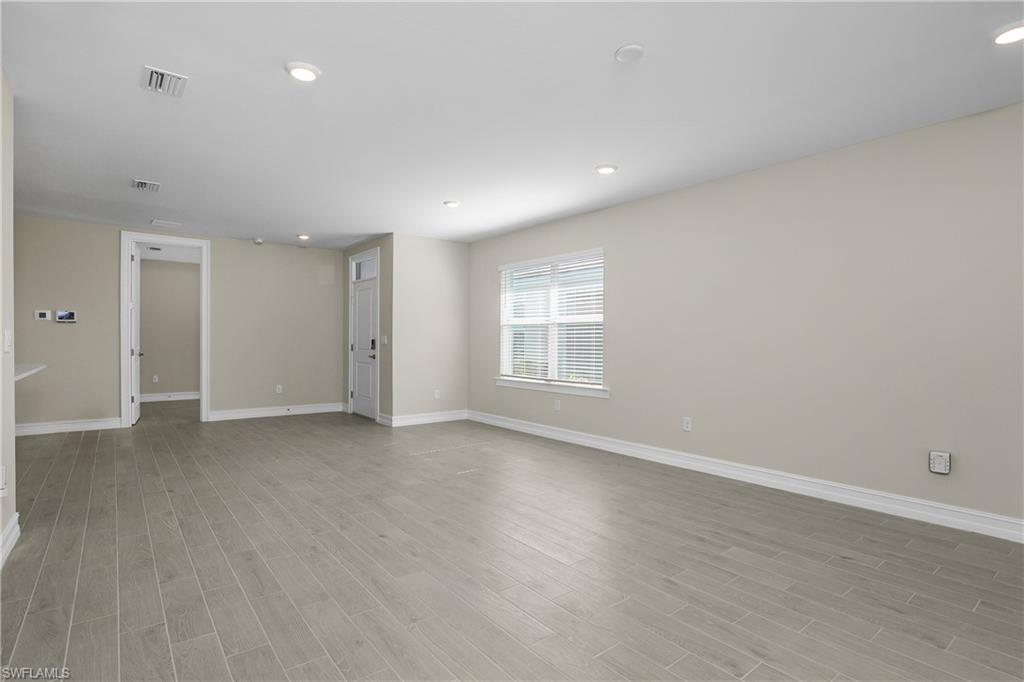 MILAN VILLAS - Residential Lease