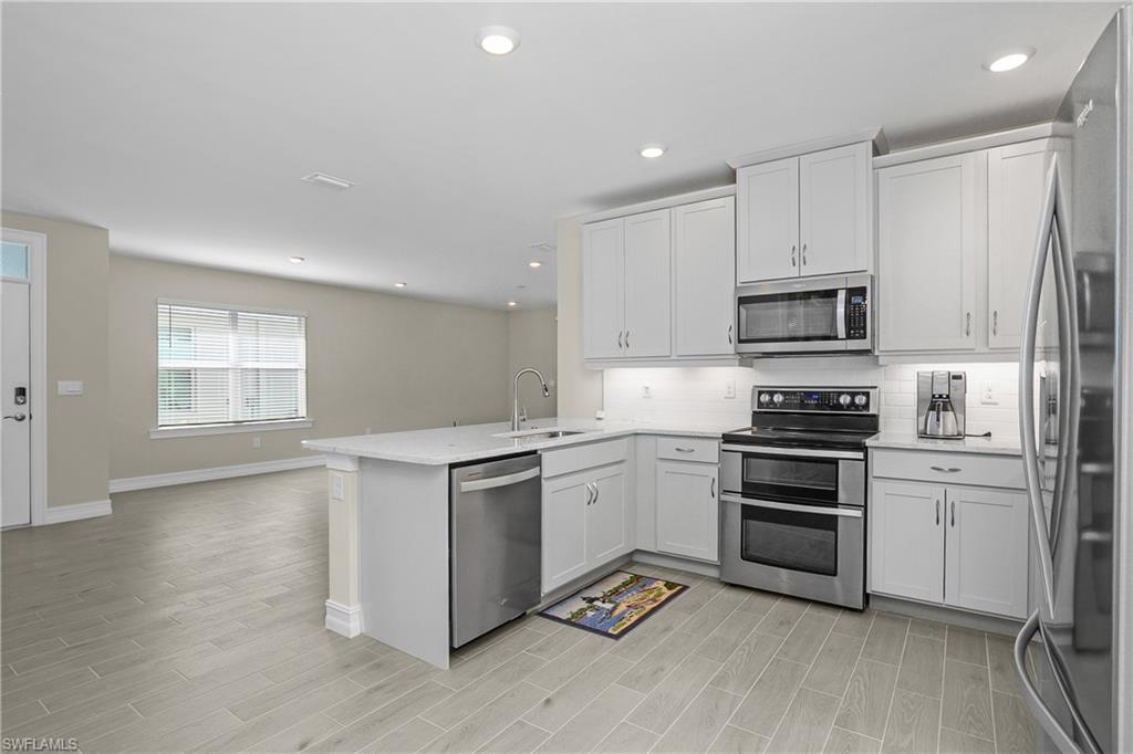 MILAN VILLAS - Residential Lease