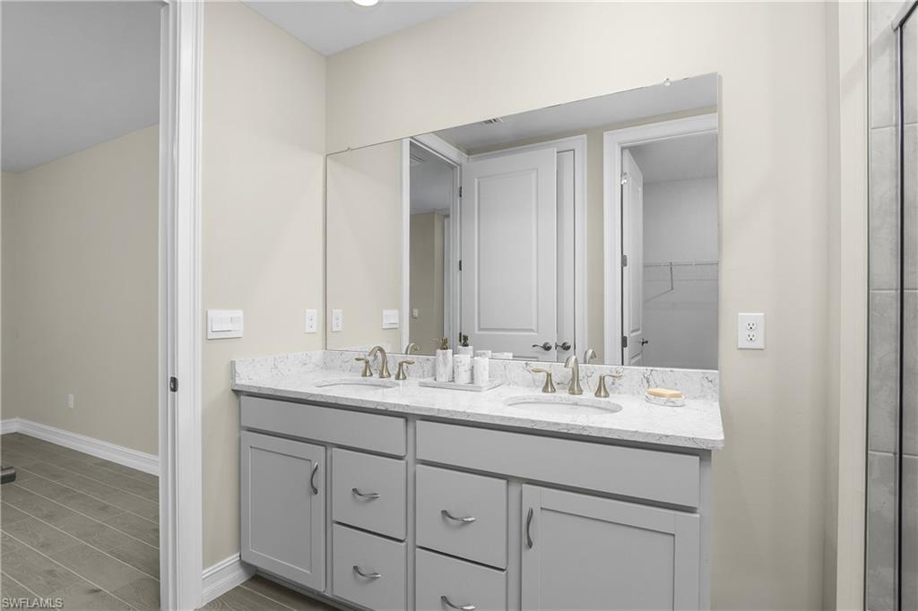 MILAN VILLAS - Residential Lease