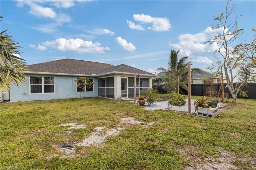 CAPE CORAL - Residential