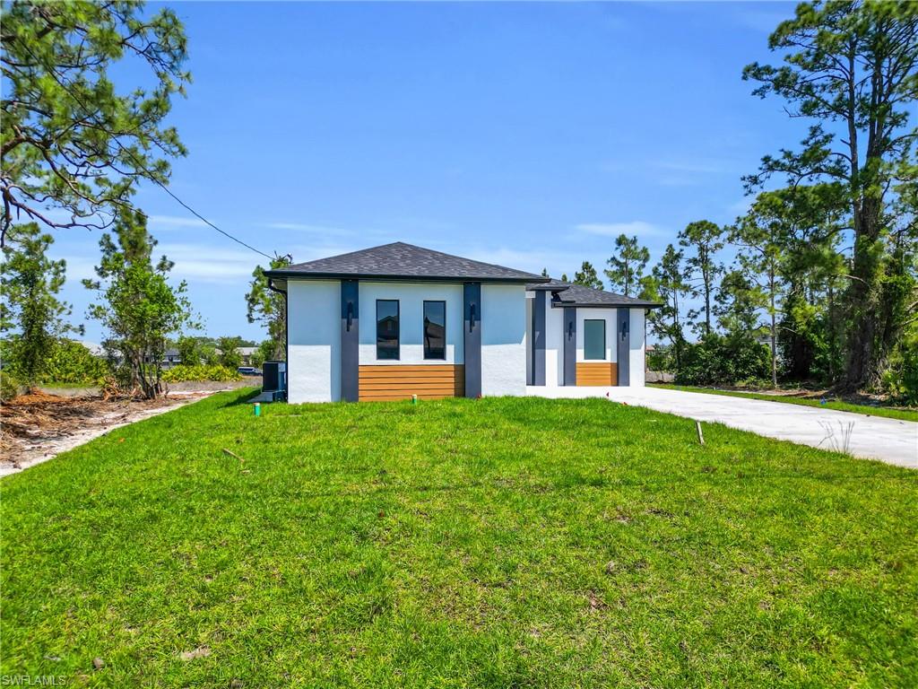 LEHIGH ACRES - Residential