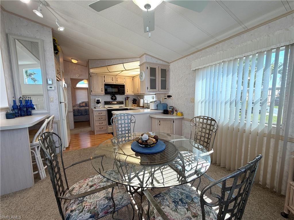 RIVERWOODS PLANTATION - Residential