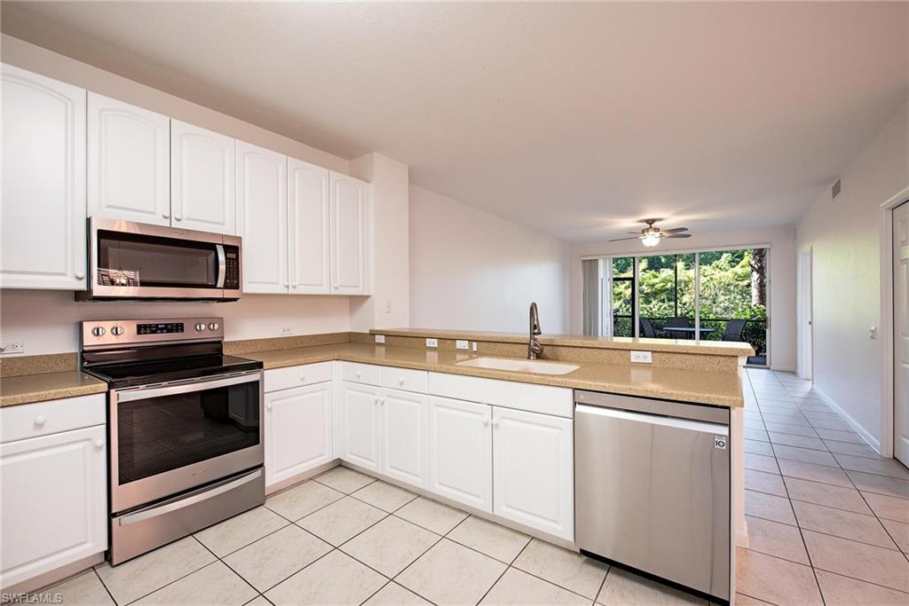 10025 Heather LN 702