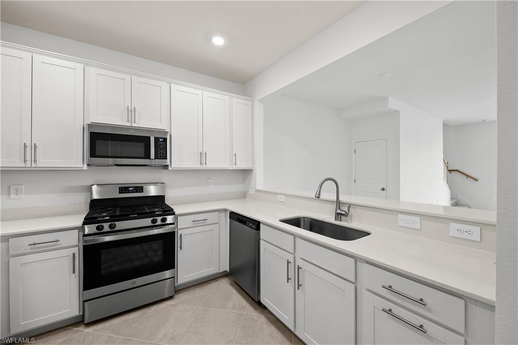 TUCKERS COVE - Residential