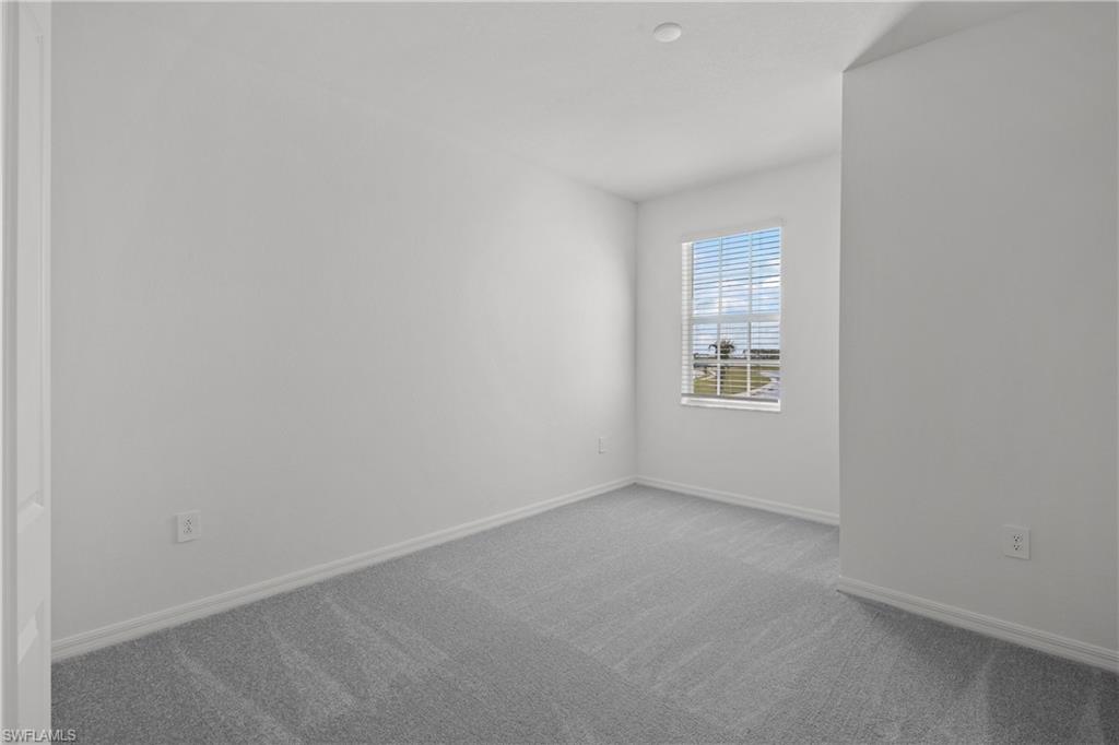 TUCKERS COVE - Residential