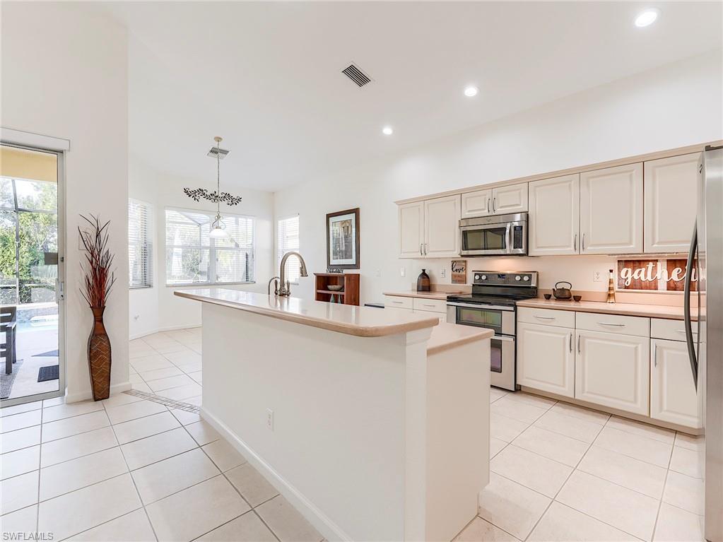 BRAMBLE COVE - Residential