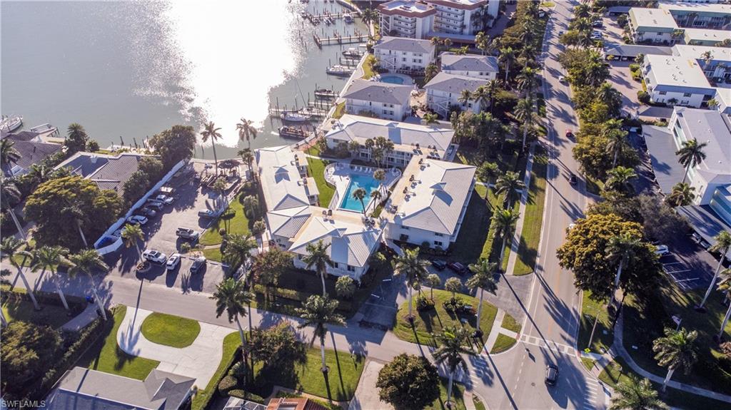 HARBOUR LIGHTS - Residential