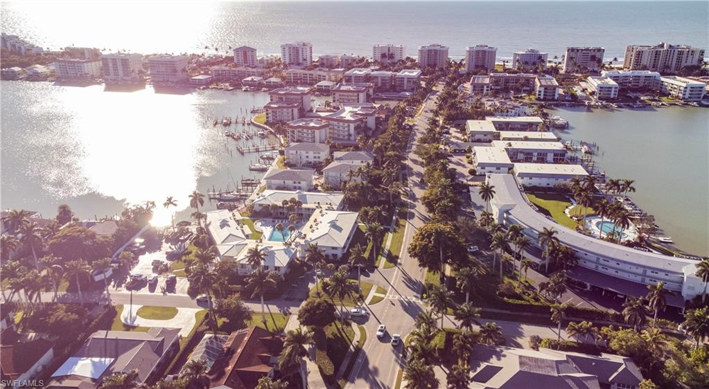 HARBOUR LIGHTS - Residential