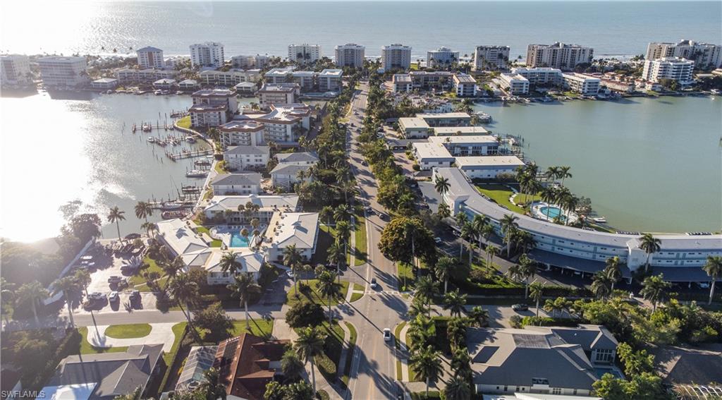HARBOUR LIGHTS - Residential