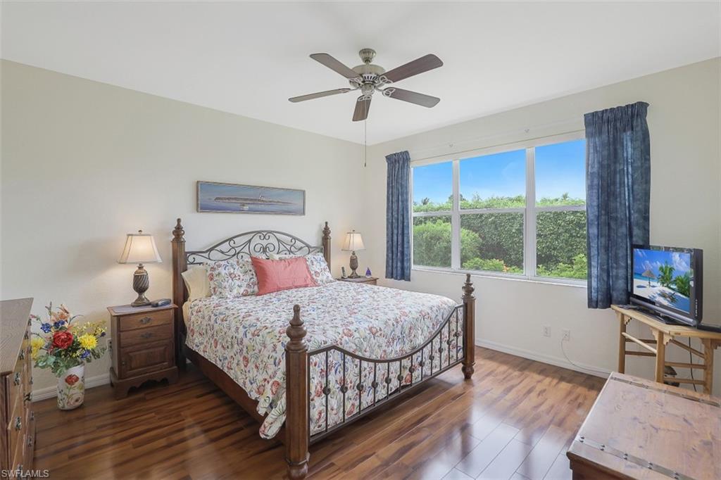 EMERALD COVE - Residential