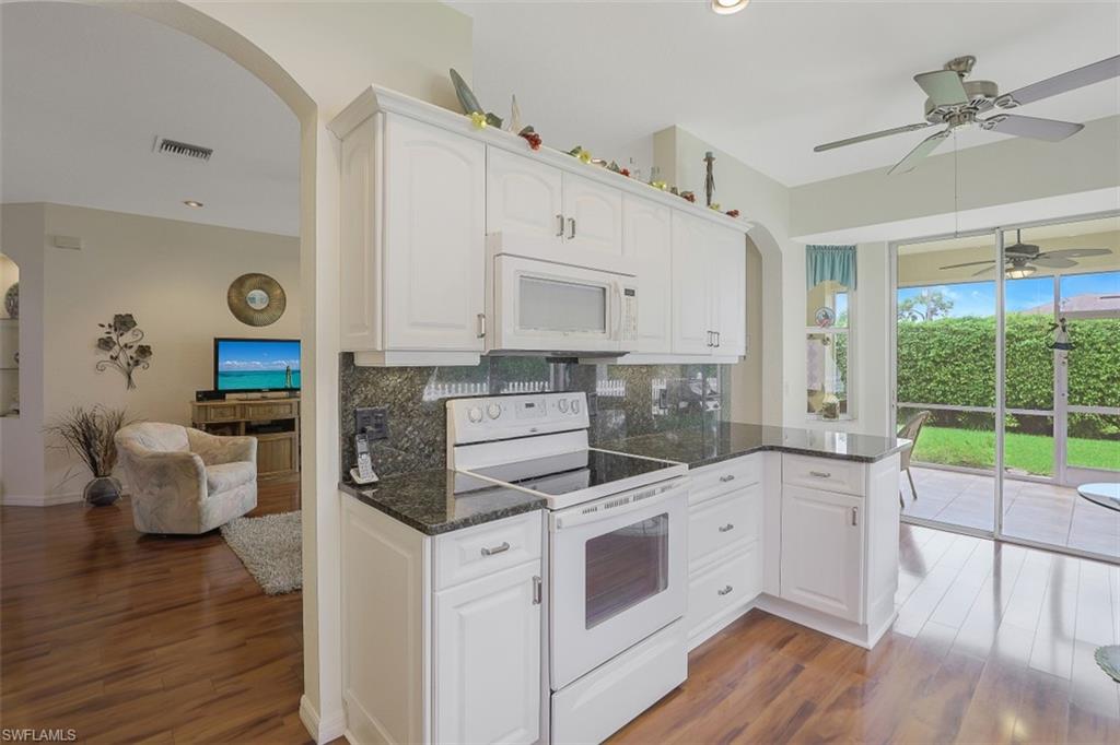 EMERALD COVE - Residential