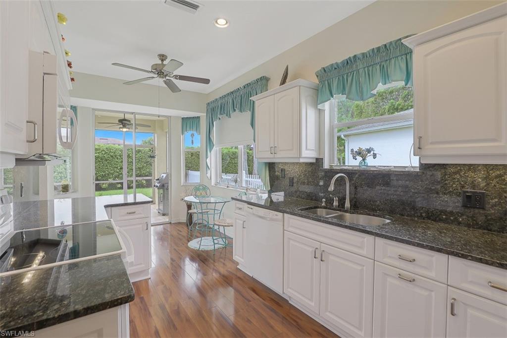 EMERALD COVE - Residential