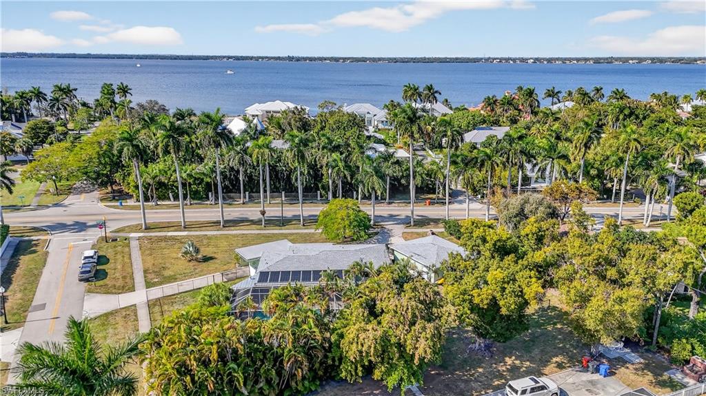 POINCIANA PARK - Residential