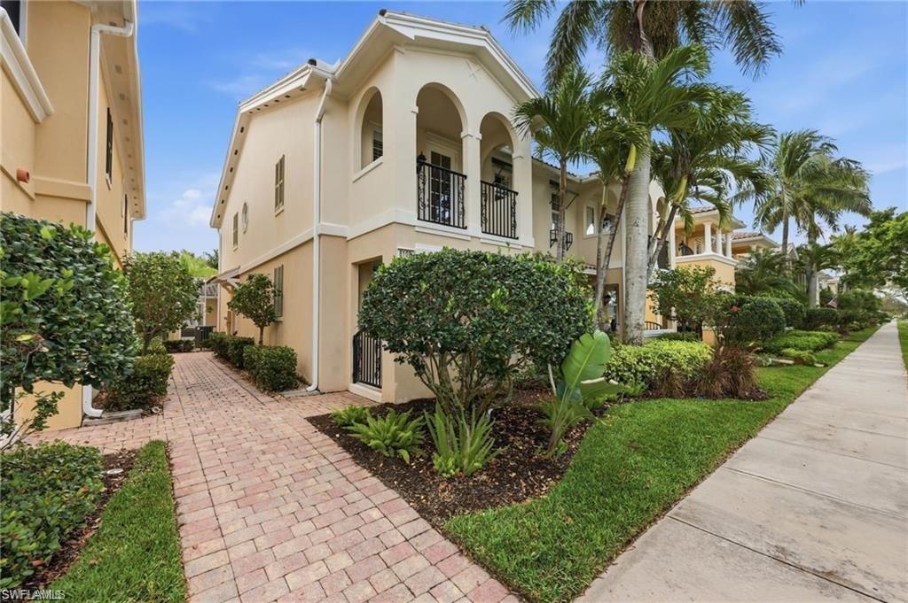 Photo of 8108 Josefa WAY, NAPLES, FL 34114 (MLS # 226013375)