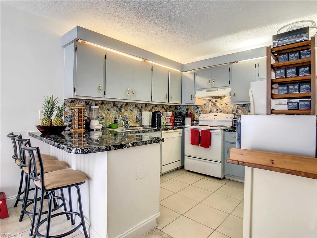 PARKWOODS - Residential