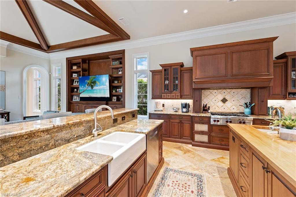 ISLA DEL SOL - Residential