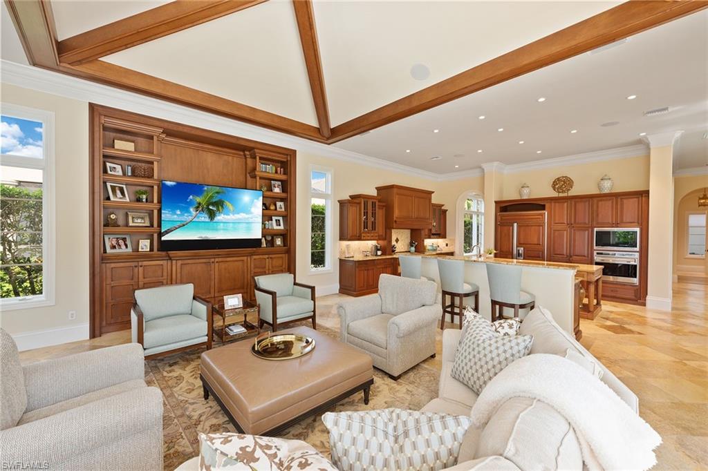 ISLA DEL SOL - Residential