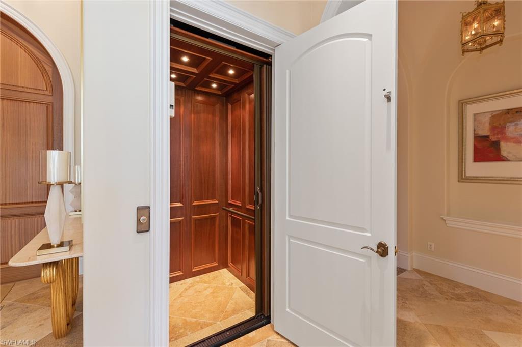 ISLA DEL SOL - Residential