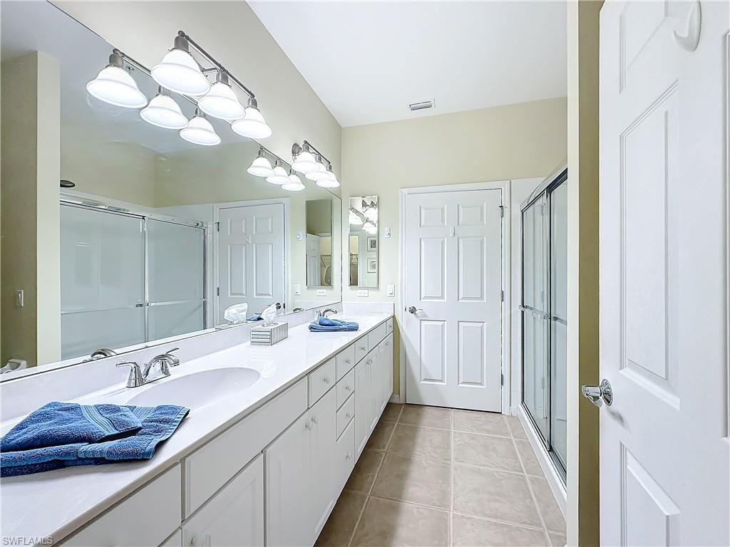 ROYAL POINTE - Residential