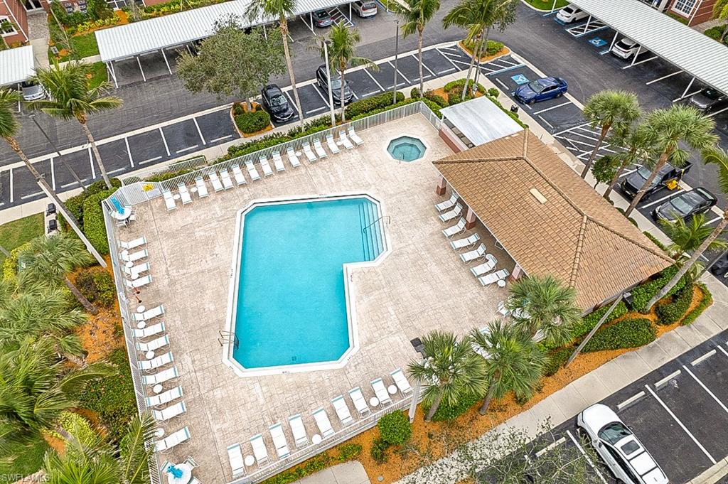 ROYAL POINTE - Residential