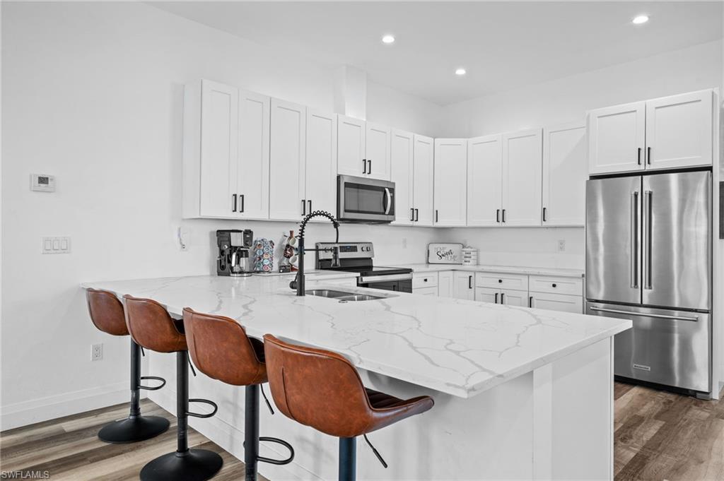 GOLDEN GATE ESTATES - Residential