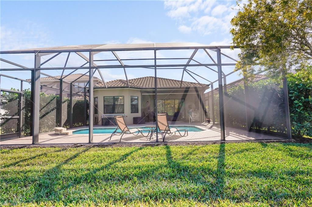 MARINA BAY - Residential