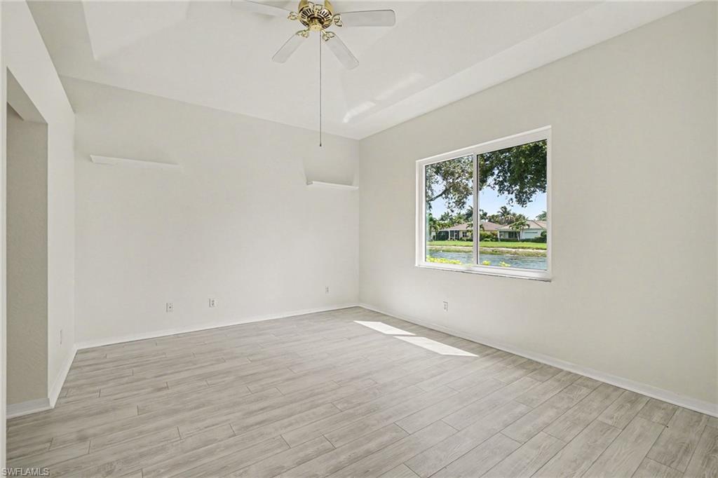 CORAL LAKES - Residential