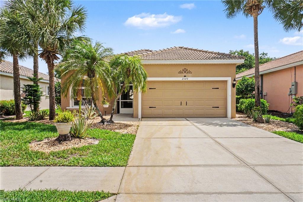 CORAL LAKES - Residential