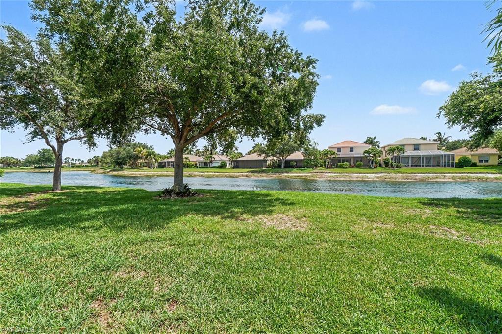 CORAL LAKES - Residential